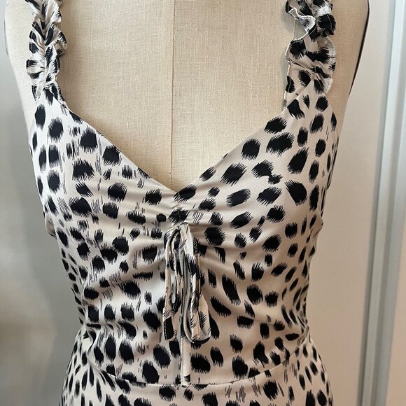 LUCY PARIS Sierra Leopard Animal Print Ruffle Strap V-Neck Midi Dress Size X Sma - Picture 2 of 8